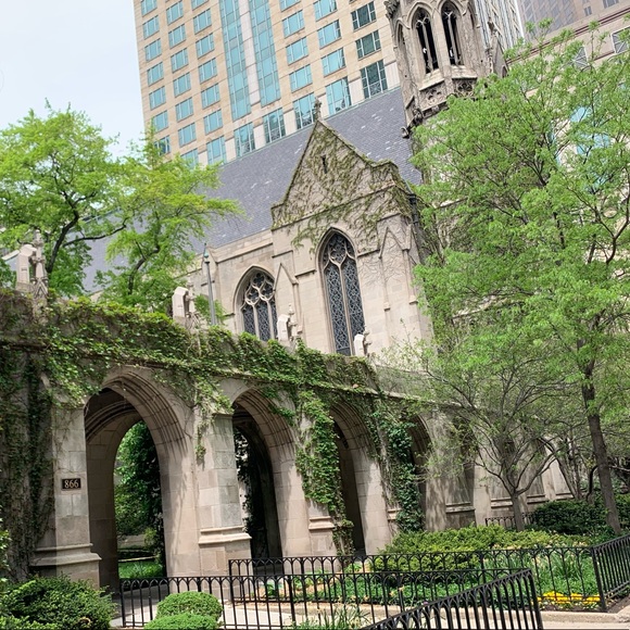 Meet your Posher, Stacy - Picture 3 of 16